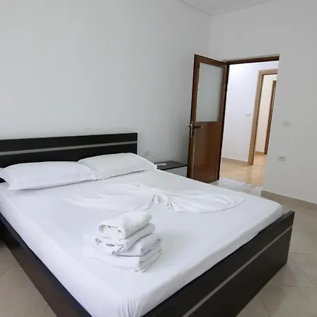 Kiri S.apartaments Sarande